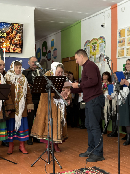 У Борсуках відбувся фестиваль коляди «У небі зірка засіяла» (фото)