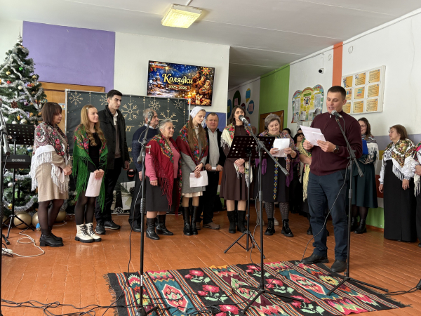У Борсуках відбувся фестиваль коляди «У небі зірка засіяла» (фото)
