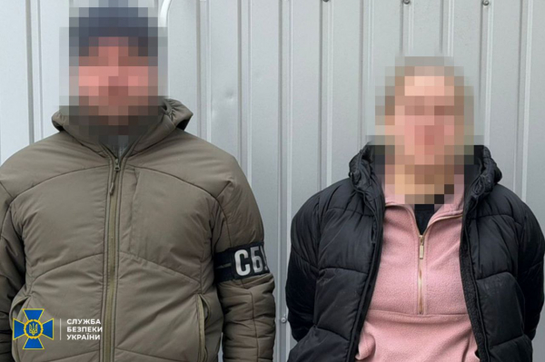 СБУ та Нацполіція затримали агентку рф, причетну до підриву авто військового в Києві (фото)