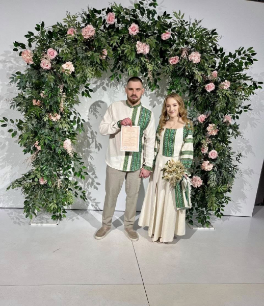 У Тернополі до Дня закоханих одружилися 16 пар (фото)