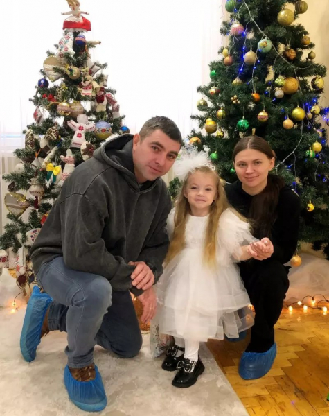 Подружжя із Збаража вдруге стало батьками вдома: пологи приймав батько до приїзду швидкої (фото)