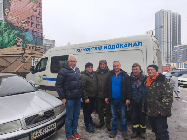 Комунальники та енергетики Тернопільщини допомагають столиці відновлювати інфраструктуру (фото)