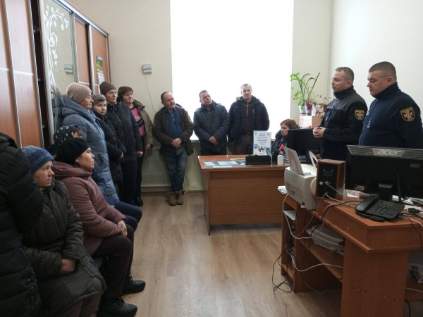 Виїзні навчання: у громаді на Бережанщині людей готували до дій у надзвичайних ситуаціях (фото)
