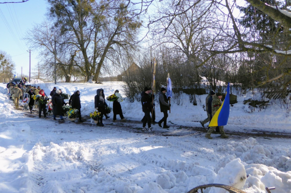 На Шумщині провели в останню путь полеглого захисника Володимира Федчука (фото)