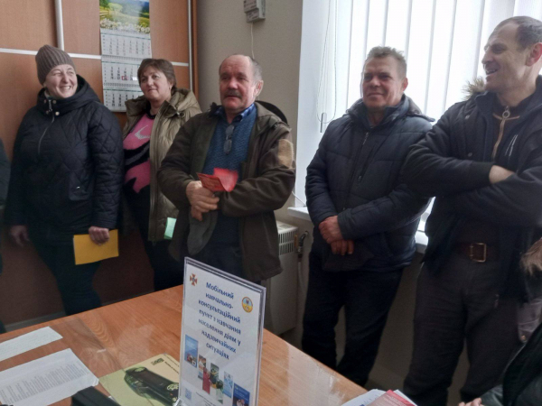 Виїзні навчання: у громаді на Бережанщині людей готували до дій у надзвичайних ситуаціях (фото)