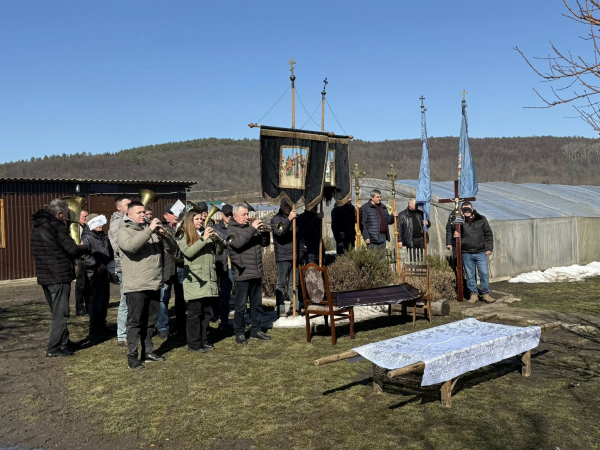 Заліщицька громада провела в останню дорогу захисника Василя Шевчука (фото)