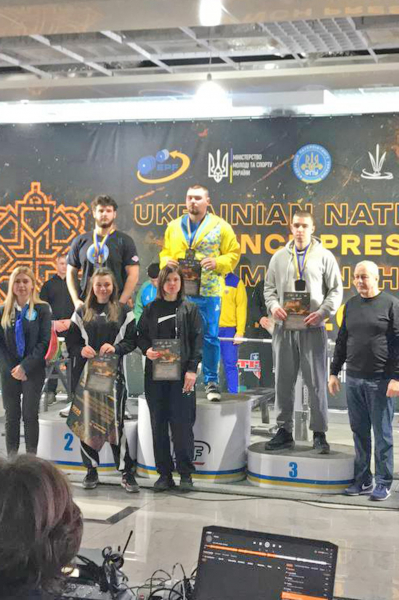 Два призових місця завоювали спортсмени з Чортківщини на чемпіонаті України з жиму штанги (фото)
