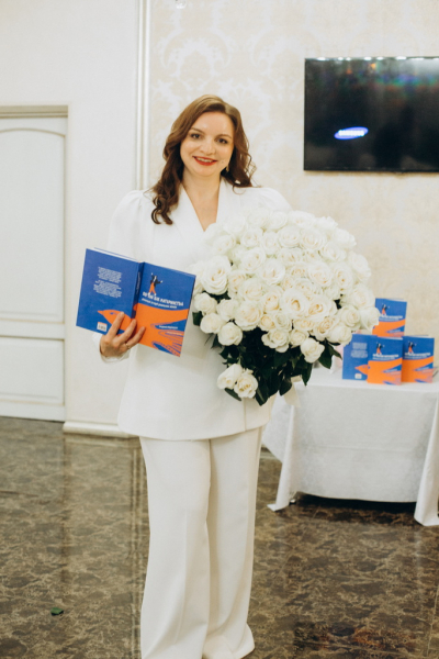 «По той бік материнства»: у Тернополі презентували нову книгу Людмили Муринської