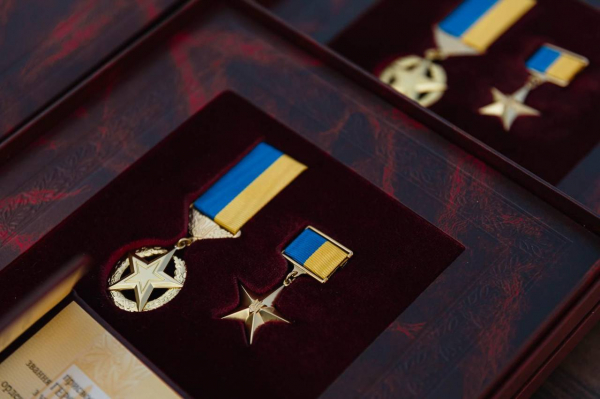 Вперше в історії НГУ: жінка-кулеметниця отримала звання Героя України (фото)