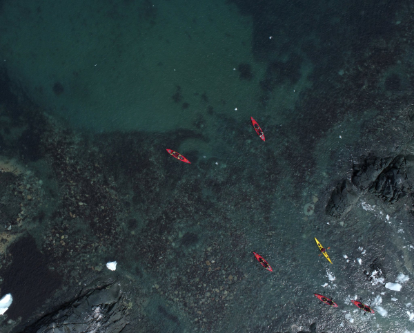 До Всесвітнього дня води опублікували фото, яким різним її колір може бути в Антарктиці