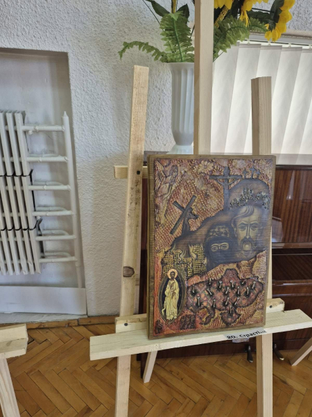 Виставка ікон Володимира Шерстія «З вірою до Перемоги» відкрилася у Заліщицькому обласному госпіталі (фото)