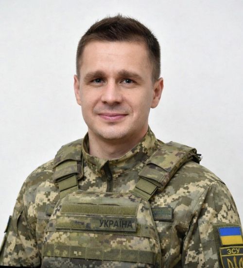 Від перукаря-стиліста до гранатометника: на війні загинув боєць з Товстенської громади