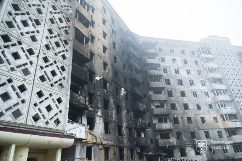 Після ракетного удару: що зараз відбувається у будинку на 15 Квітня