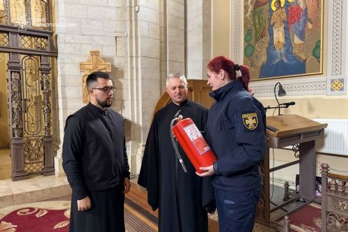 Перед Великоднем на Тернопільщині посилили заходи безпеки у храмах (фото)