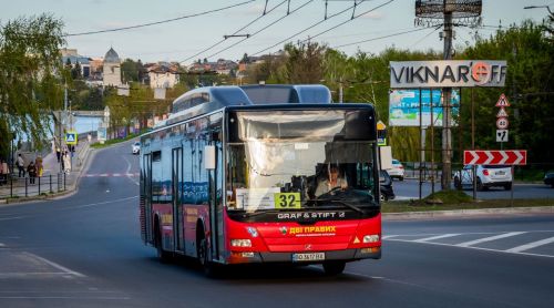 У Тернополі збільшують кількість рейсів до кладовищ: що зміниться з 1 квітня
