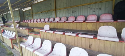 ФК «Нива» у заручниках своїх власних інвесторів: обіцяли 100 мільйонів вкласти в стадіон - вклали 5 і шукають винних (документи)