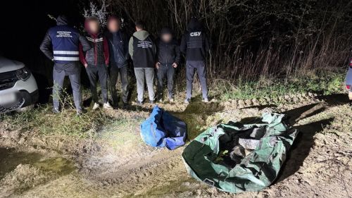 Мешканець Тернопільщини разом із спільниками переправляв людей через Тису: порушників затримали (фото)