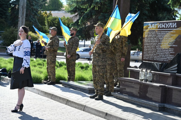 У Тернополі вшанували пам’ять загиблих героїв панахидою «Світло молитви в темряві війни» (фото)