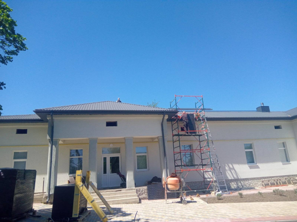 У Білобожницькій громаді встановлюють сонячні панелі на комунальних закладах (фото)