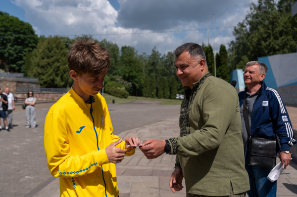 Спорт без бар’єрів: у Тернополі провели чемпіонат з легкоатлетичного кросу (фото)