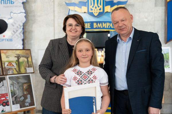 Пам’ять про Чорнобиль через мистецтво: у Тернополі нагородили переможців конкурсу (фото)
