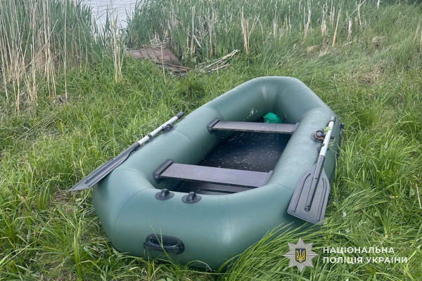 Завдав збитків на 250 тис грн: на Теребовлянщині пенсіонер виловив 150 рибин сітками (фото)