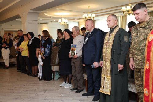Рідним загиблих захисників із Шумщини вручили державні нагороди (фото)