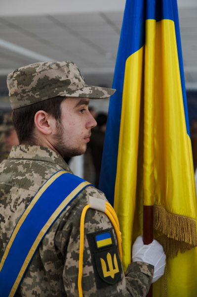 У ЗУНУ до Дня Героїв провели патріотичну акцію та відкрили виставку «Горизонти надії» (фото)