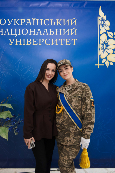 У ЗУНУ до Дня Героїв провели патріотичну акцію та відкрили виставку «Горизонти надії» (фото)