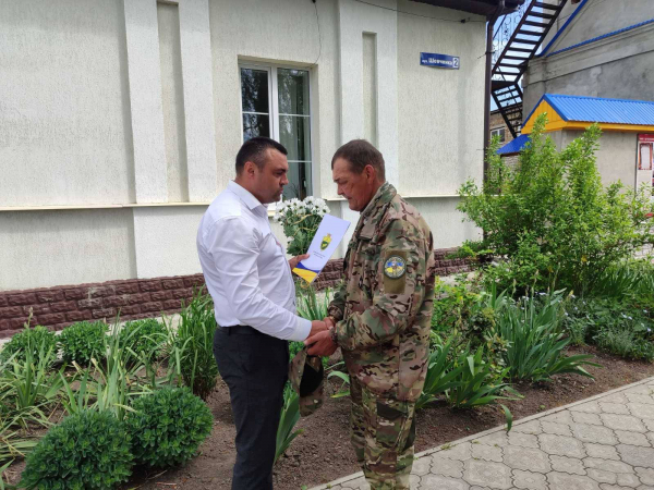 У Великих Дедеркалах відкрили Алею Надії для родин полонених і зниклих безвісти захисників (фото)