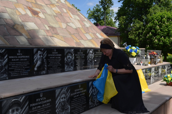 Меморіальні знаки полеглим Героям відкрили у Білобожницькій громаді (ФОТО)