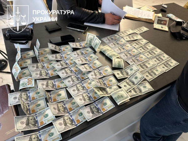 Затримали першого заступника начальника ГУНП в Тернопільській області: викрито схему прикриття «порноофісів» у трьох областях (фото, відео)