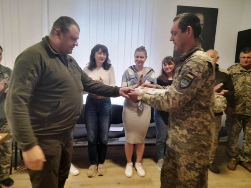 Високими державними відзнаками нагородили захисників з Тернопільщини (ФОТО)