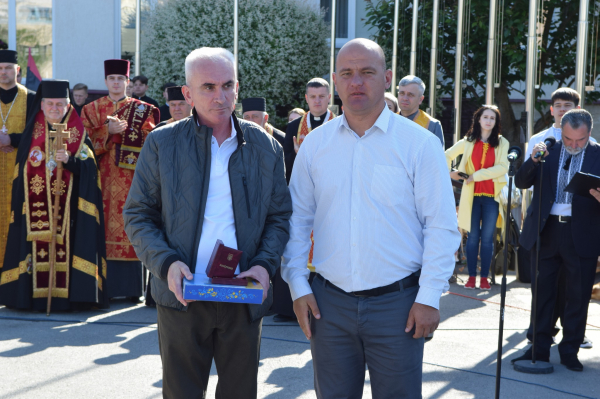 Після понад року російського полону до Чорткова повернувся військовий Михайло Медведик (фото)