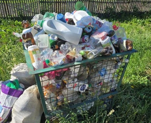 У селах на Монастирищині виникла потреба встановлення сміттєвих баків та вивезення побутових відходів (фото)