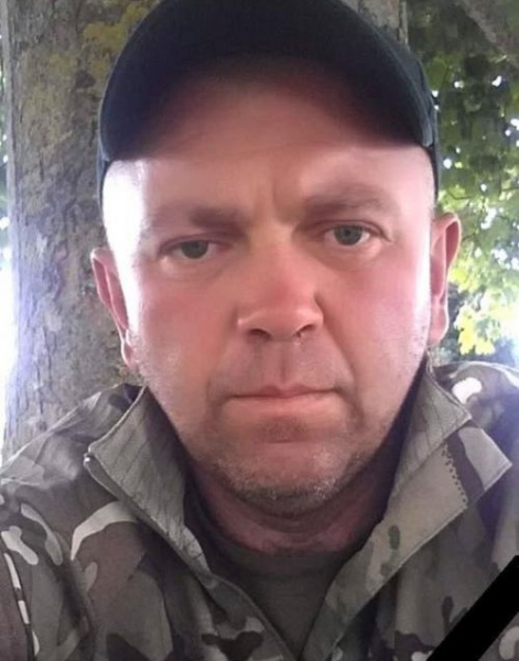 Кортеж із тілом загиблого захисника Андрія Поврозника прибуде у Залозецьку громаду (фото)