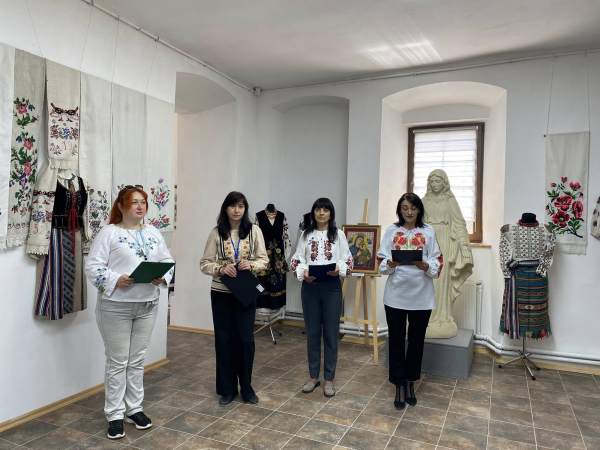 Що приховують українські рушники: у Збаражі відкрили незвичну виставку (фото)