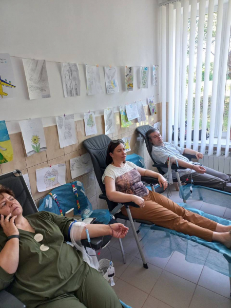 У Підгородньому провели виїзну донацію: 24 донори здали понад 11 літрів крові (фото)