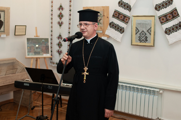 “Броня нескорених”: у Тернополі відкрили виставку про незламність українців кількох поколінь (фото)