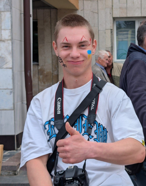 У Підволочиську відбувся благодійний фестиваль Зеленого борщу на підтримку ЗСУ (фото)