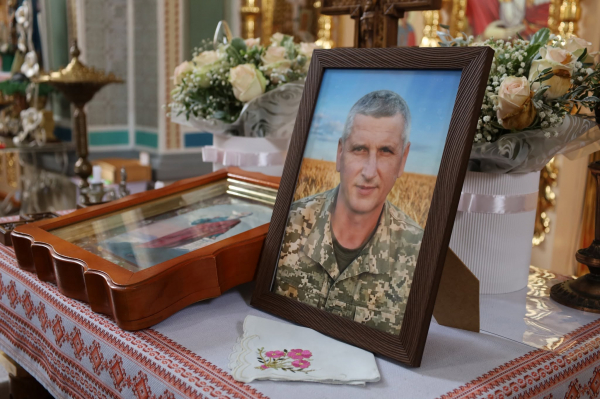 У Петрикові попрощалися із захисником Сергієм Оліярчуком (фото)