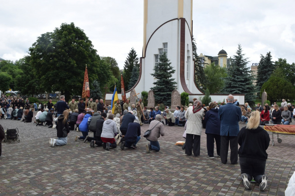 У Чорткові зустріли «на щиті» захисника Анатолія Марчака (фото)
