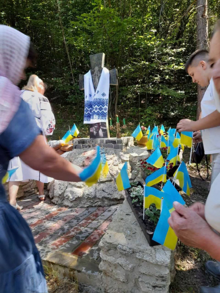 Хресною ходою на Кременеччині відсвякували 375-річчя каплички Богдана Хмельницького (фото)