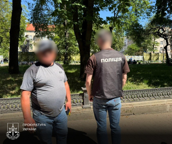 10 тисяч доларів за втечу до Румунії: на Тернопільщині викрили канал переправлення чоловіків за кордон (фото)