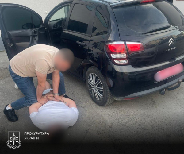 10 тисяч доларів за втечу до Румунії: на Тернопільщині викрили канал переправлення чоловіків за кордон (фото)