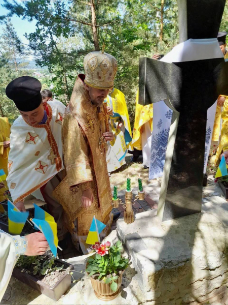 Хресною ходою на Кременеччині відсвякували 375-річчя каплички Богдана Хмельницького (фото)