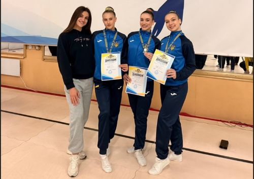 Тернопільські спортсменки здобули «срібло» на чемпіонаті України зі спортивної аеробіки (фото)