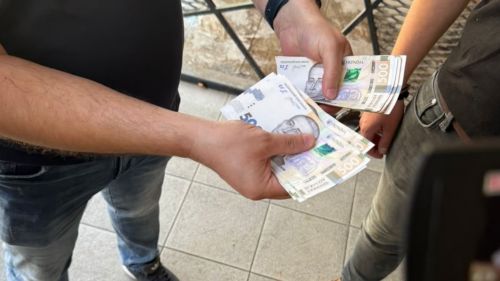 За хабарі на імпорті квітів ексчиновник з Тернопільщини отримав 5,5 років тюрми