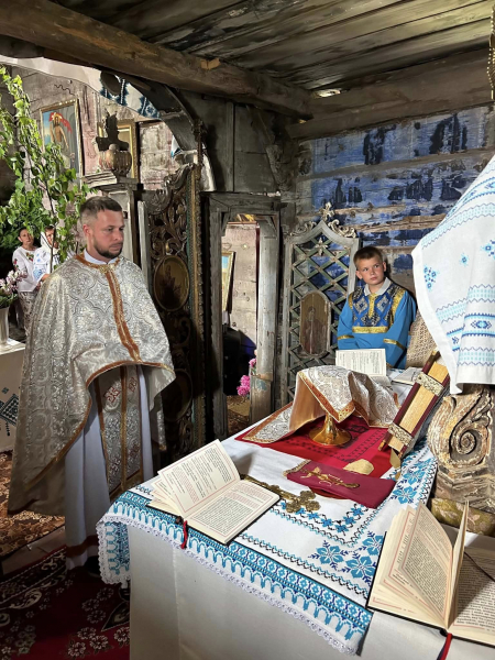 Церкві понад 420 років: на Зборівщині відбулося унікальне богослужіння (ФОТО)