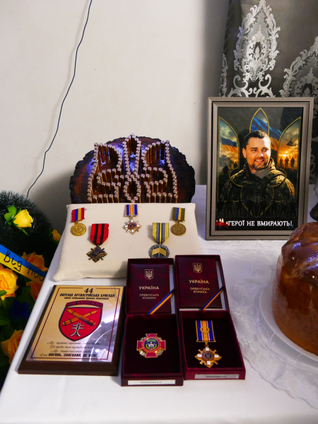 У Товстому попрощалися із загиблим захисником Арвідсом Любасюком (фото)